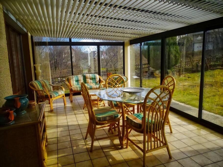 Maison A Louer Besse-et-Saint-Anastaise Extérieur photo